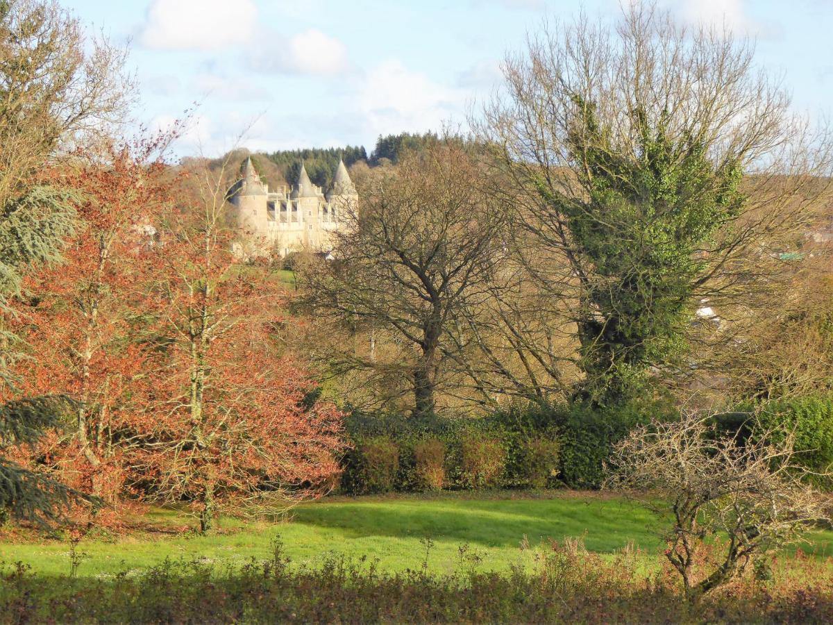 Bed and Breakfast Domaine De La Chesnaie Josselin Exterior foto